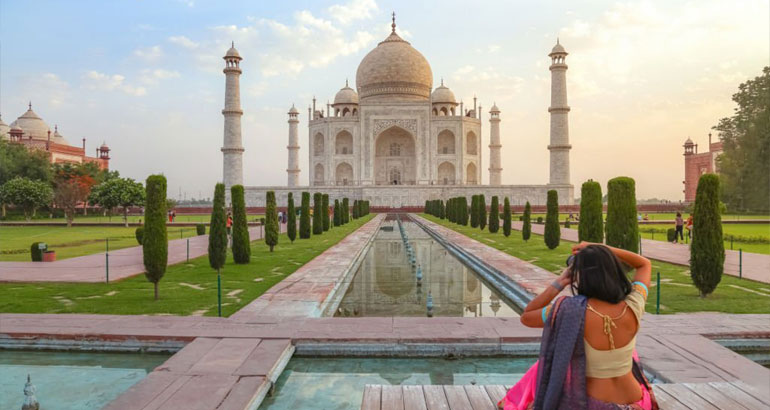 Agra Overnight Tour From Delhi